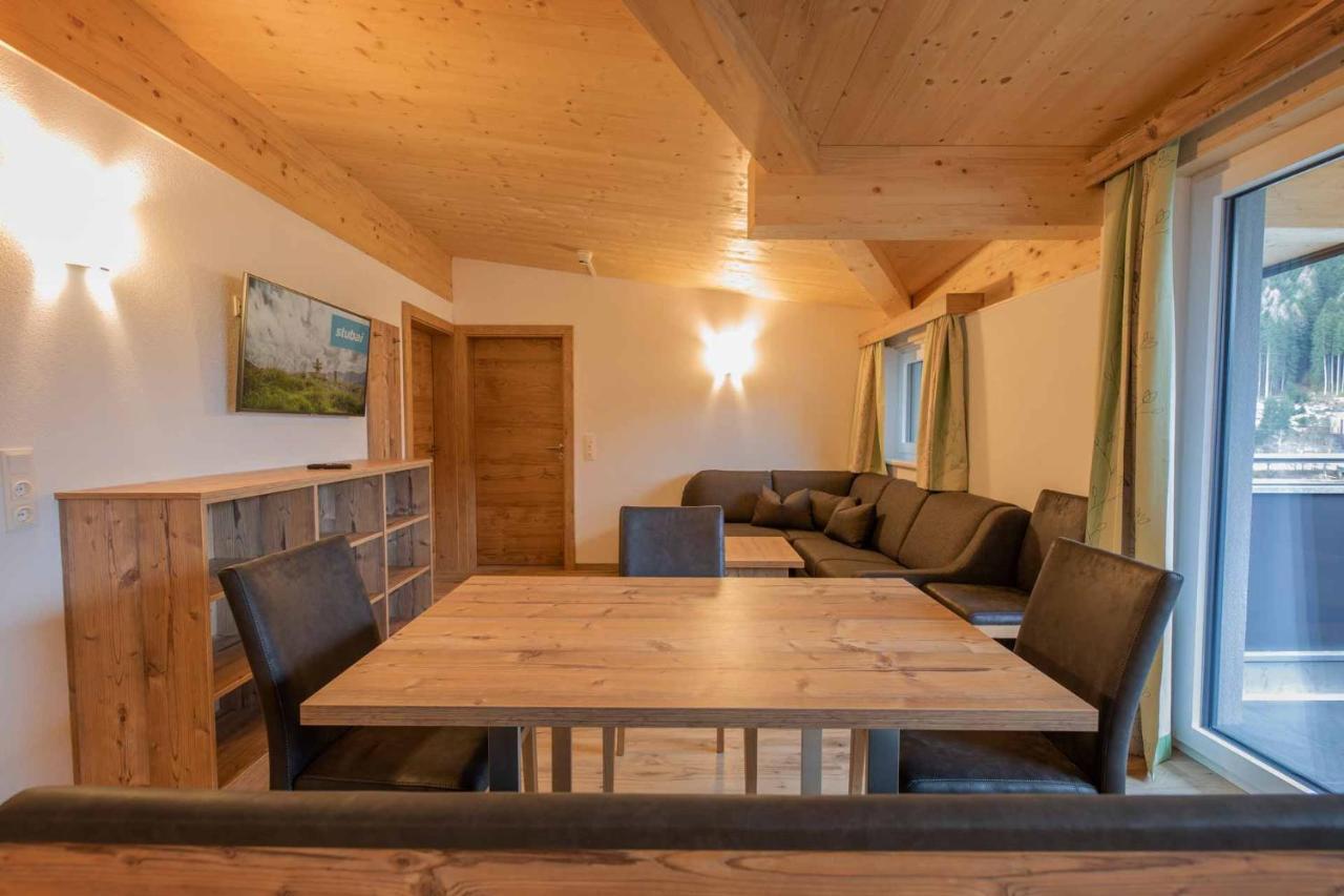 Ferienhaus Gipfelblick Neustift im Stubaital Exteriör bild